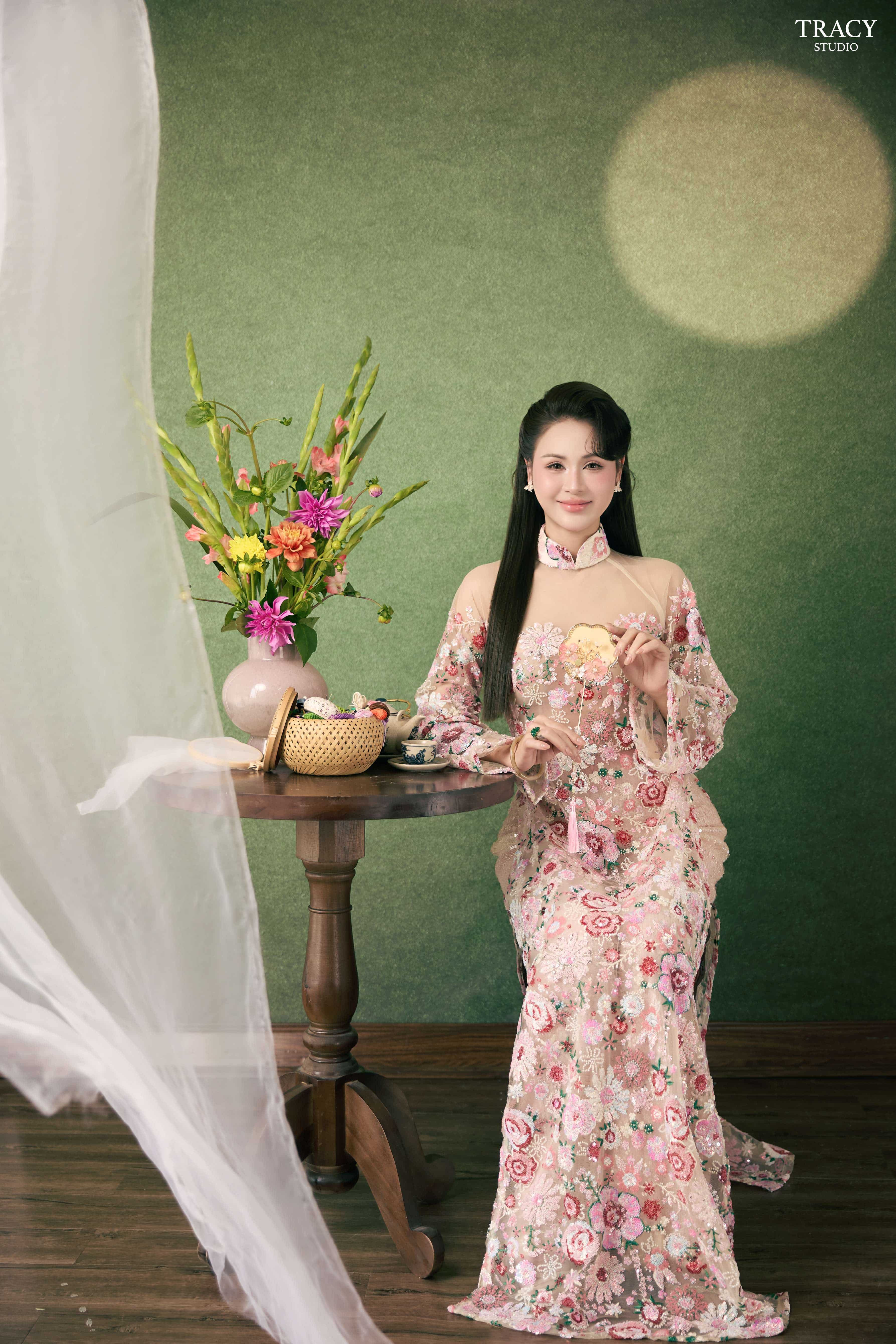frontend/img/gallery/anh-tet-yem-ao-dai/tracy-studio-chup-ao-dai-luong-thu-trang (4).jpg